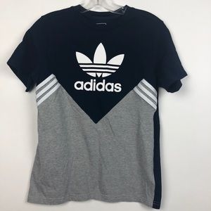 🆕💋Adidas YOUTH Short Sleeve Shirt 👚